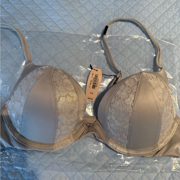 Victoria's Secret Elegant Lace Bra - Cream - Picture 4 of 5